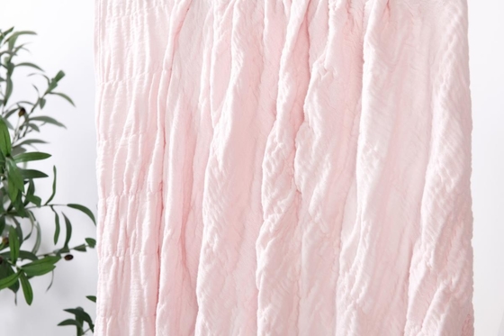 100% Katun Seersucker Selimut Pink Selimut Raja Ukuran Chic Dan Nyaman