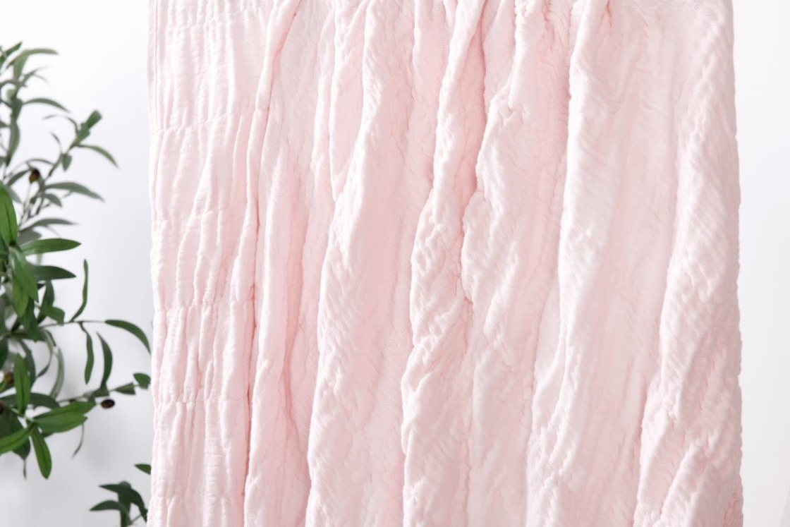 100% Katun Seersucker Selimut Pink Selimut Raja Ukuran Chic Dan Nyaman